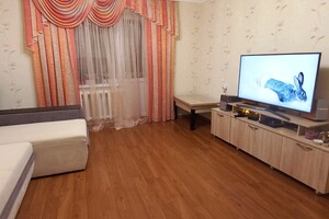 Продается 3-комнатная квартира 65.7 кв. м в Николаеве, ул. Архитектора Старова