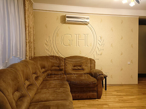 Продается 3-комнатная квартира 74 кв. м в Киеве, ул. Жмеринская