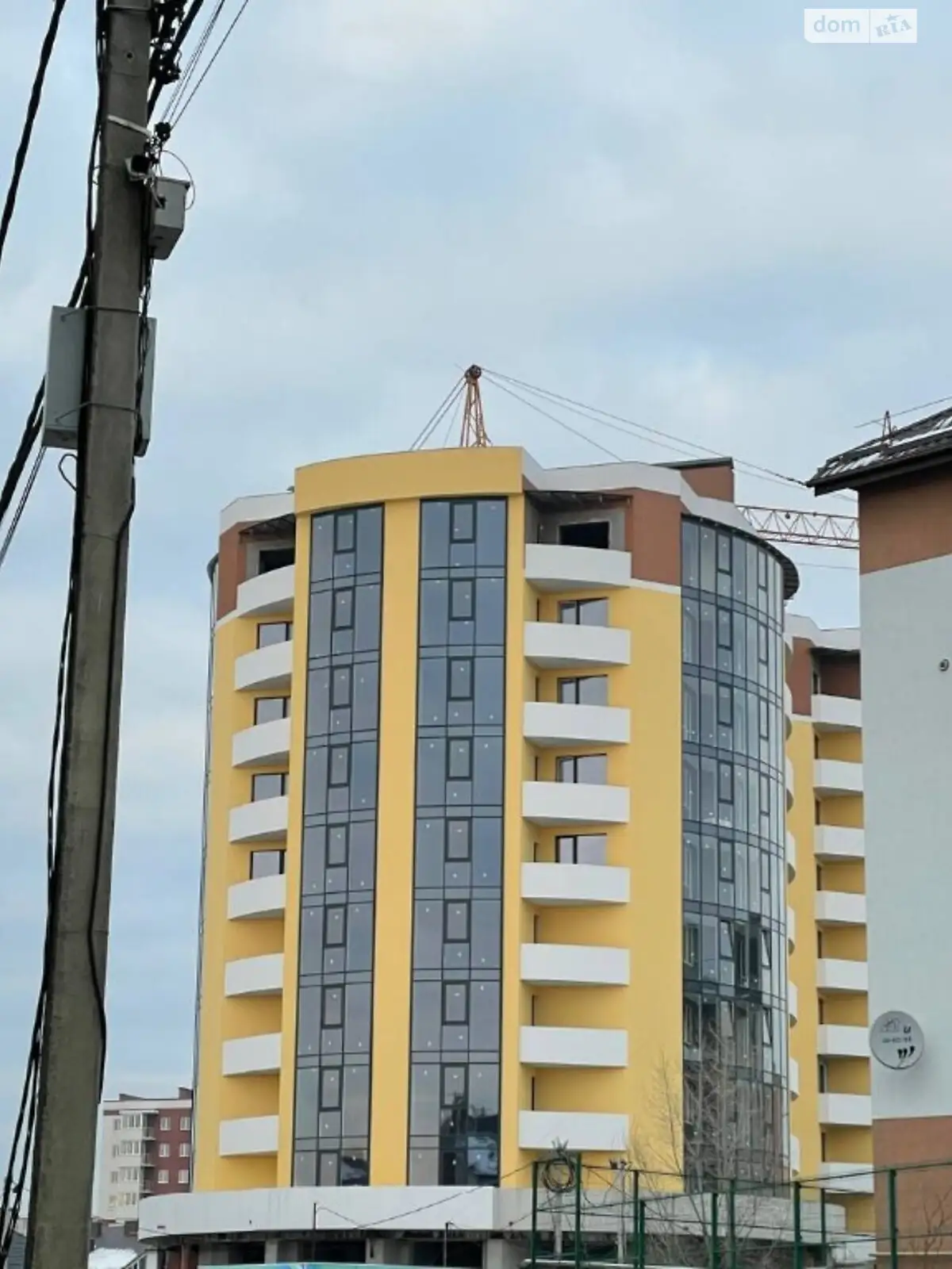 Продается 2-комнатная квартира 68 кв. м в Ровно, ул. Лабунского - фото 1