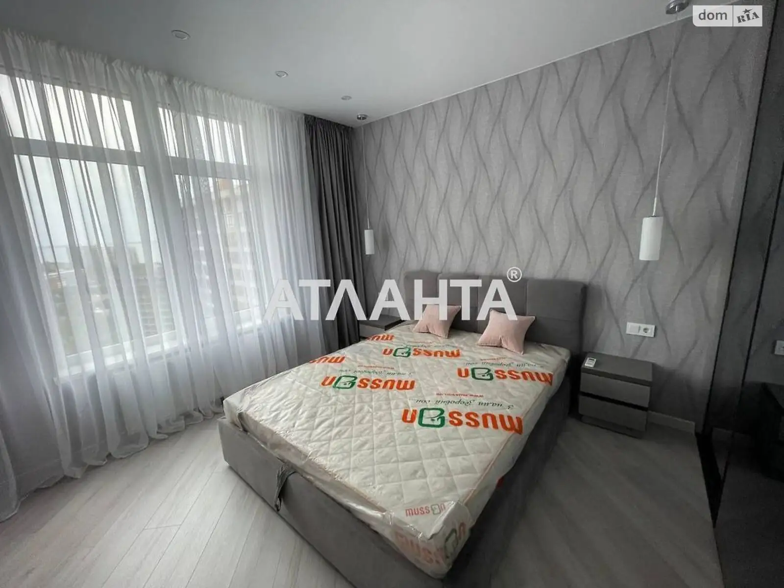 Продается 1-комнатная квартира 39.9 кв. м в Одессе, ул. Генуэзская
