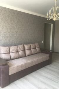 Продается 4-комнатная квартира 65 кв. м в Кропивницком, ул. Беляева