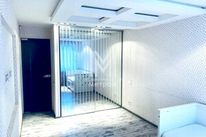 Продается 3-комнатная квартира 78 кв. м в Харькове, цена: 75000 $