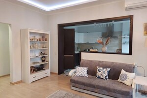Продажа квартиры, Киевская, Бровары, р‑н. Сады, Соборна вулиця, дом 8