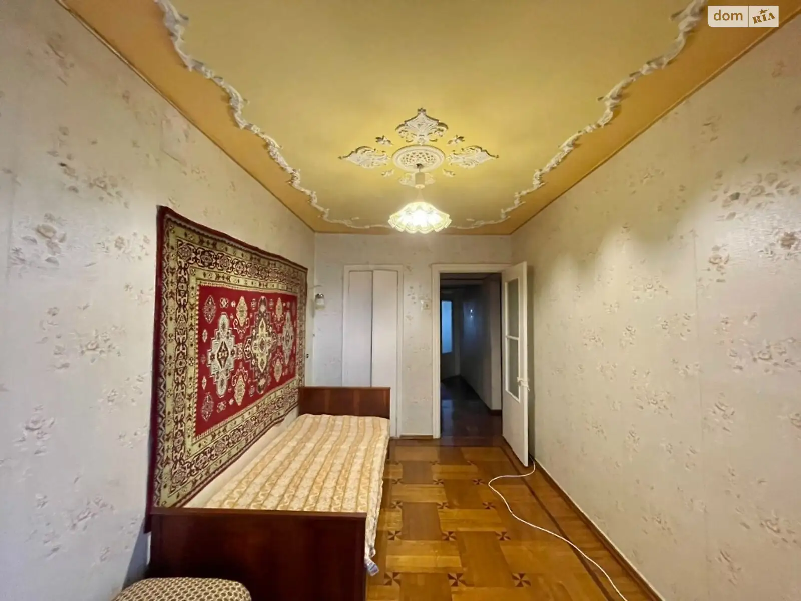 Продается 1-комнатная квартира 53 кв. м в Одессе, ул. Академика Филатова, 90 - фото 1