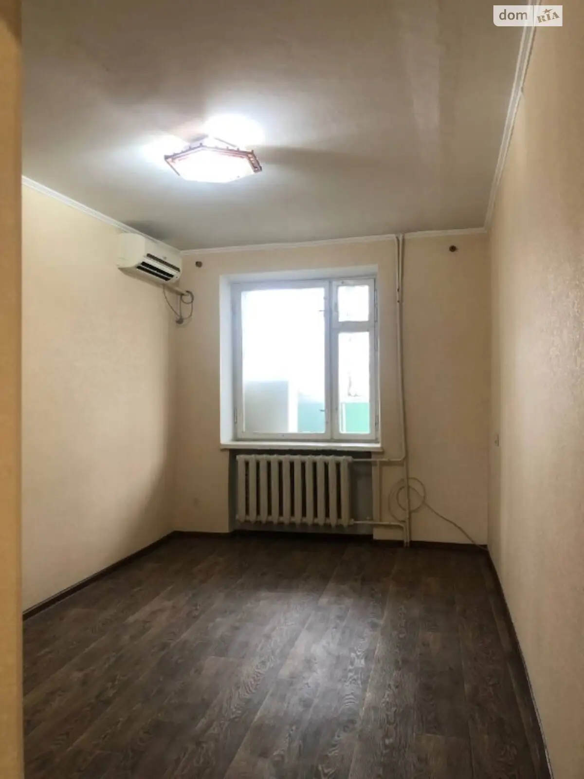 Продается 2-комнатная квартира 46 кв. м в Одессе, ул. Космонавтов, 58
