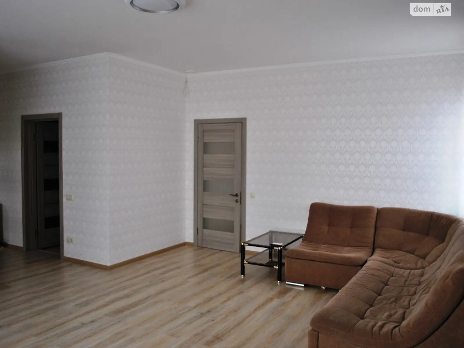 Продается 2-комнатная квартира 82 кв. м в Черкассах, ул. Чехова - фото 1