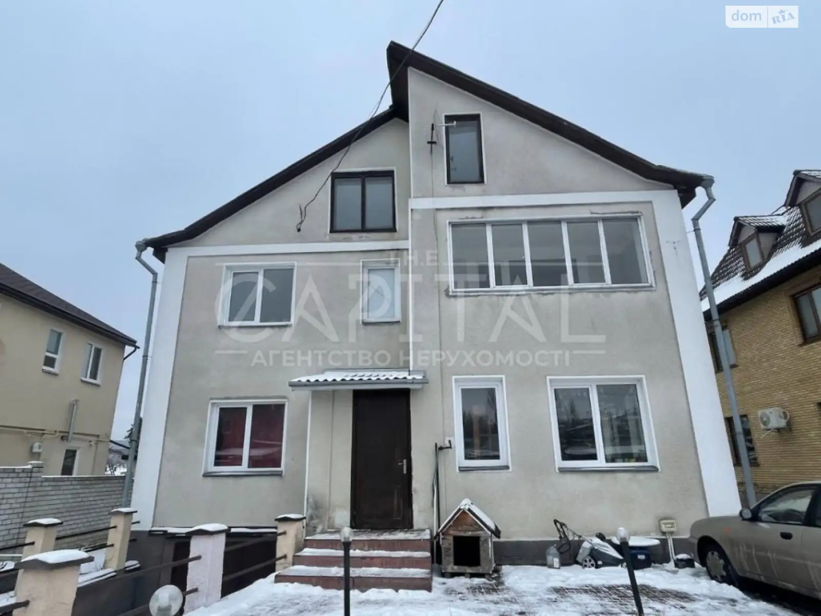 Продається будинок 3 поверховий 410 кв. м з гаражем, цена: 255000 $