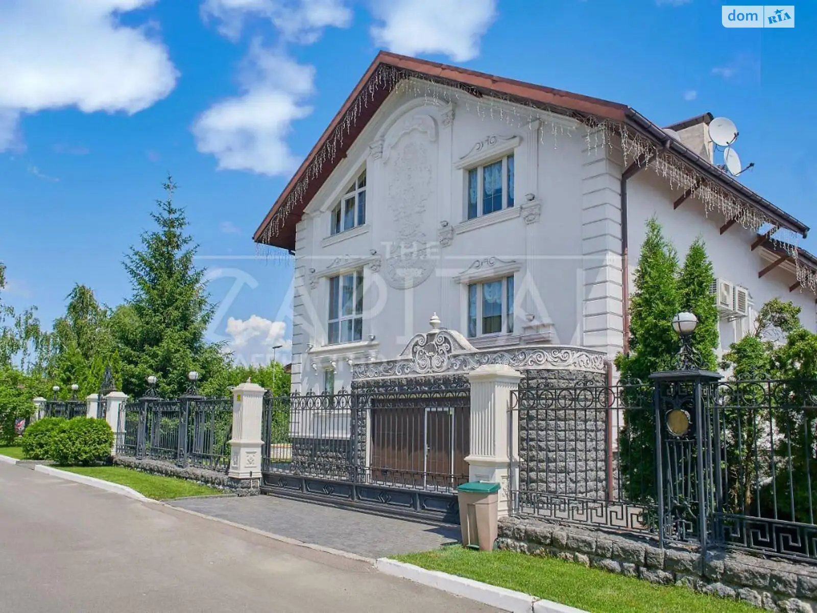 Сдается в аренду дом на 3 этажа 800 кв. м с камином - фото 3