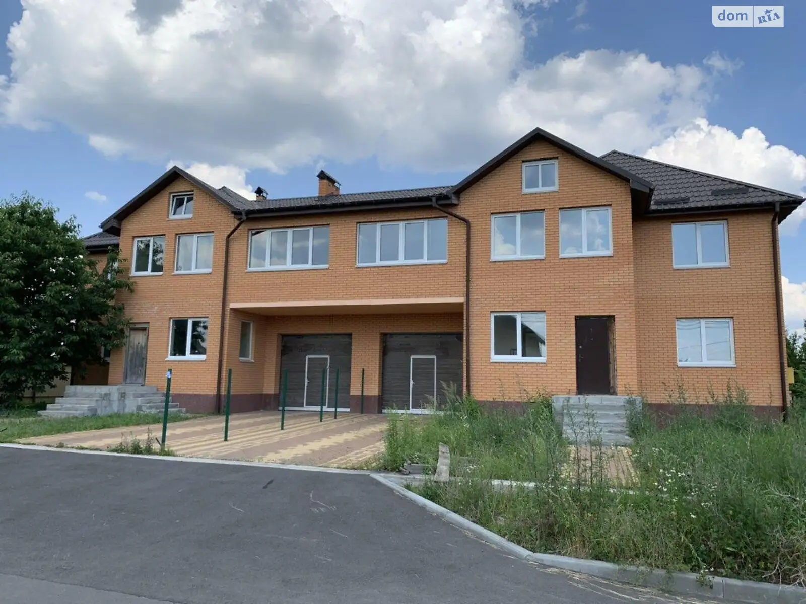 Продається будинок 2 поверховий 350 кв. м с басейном, цена: 120000 $ - фото 1