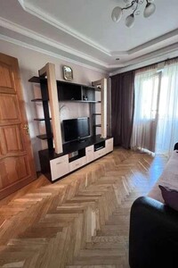 Продается 3-комнатная квартира 63 кв. м в Киеве, ул. Академика Курчатова