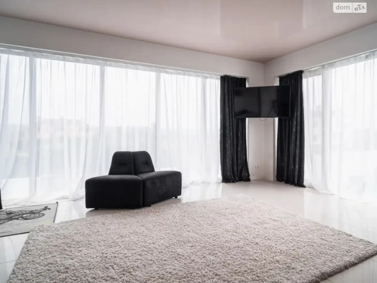 Продается дом на 2 этажа 165 кв. м с мебелью, цена: 250000 $