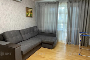 Продается 2-комнатная квартира 65 кв. м в Харькове, Науки Ленина