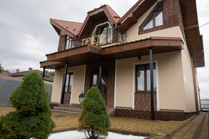 Сдается в аренду часть дома 240 кв. м с камином, цена: 30000 грн