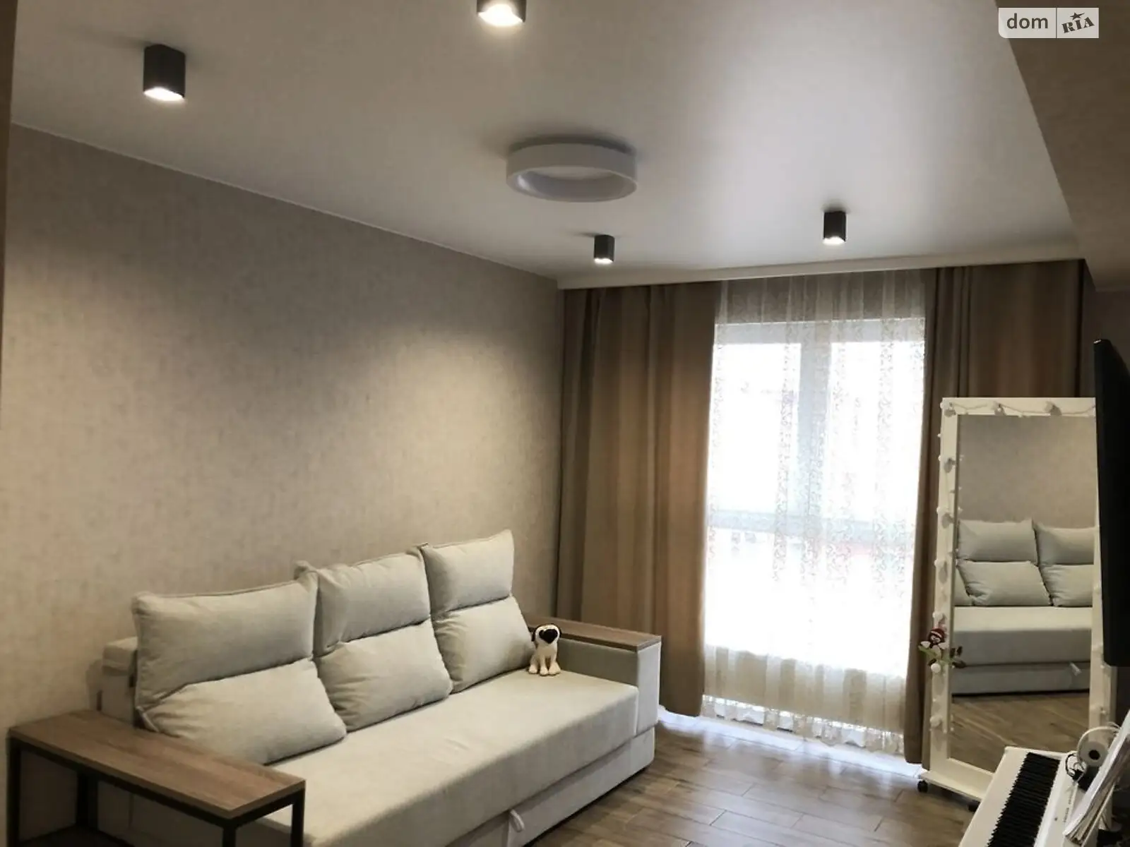 Продается 2-комнатная квартира 70 кв. м в Днепре, цена: 82000 $