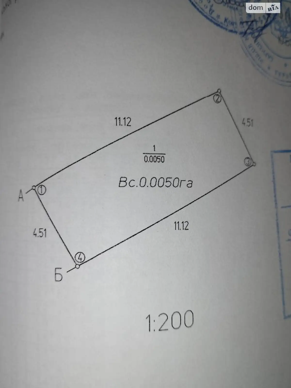 Продается отдельно стоящий гараж универсальный на 50.15 кв. м, цена: 3000 $