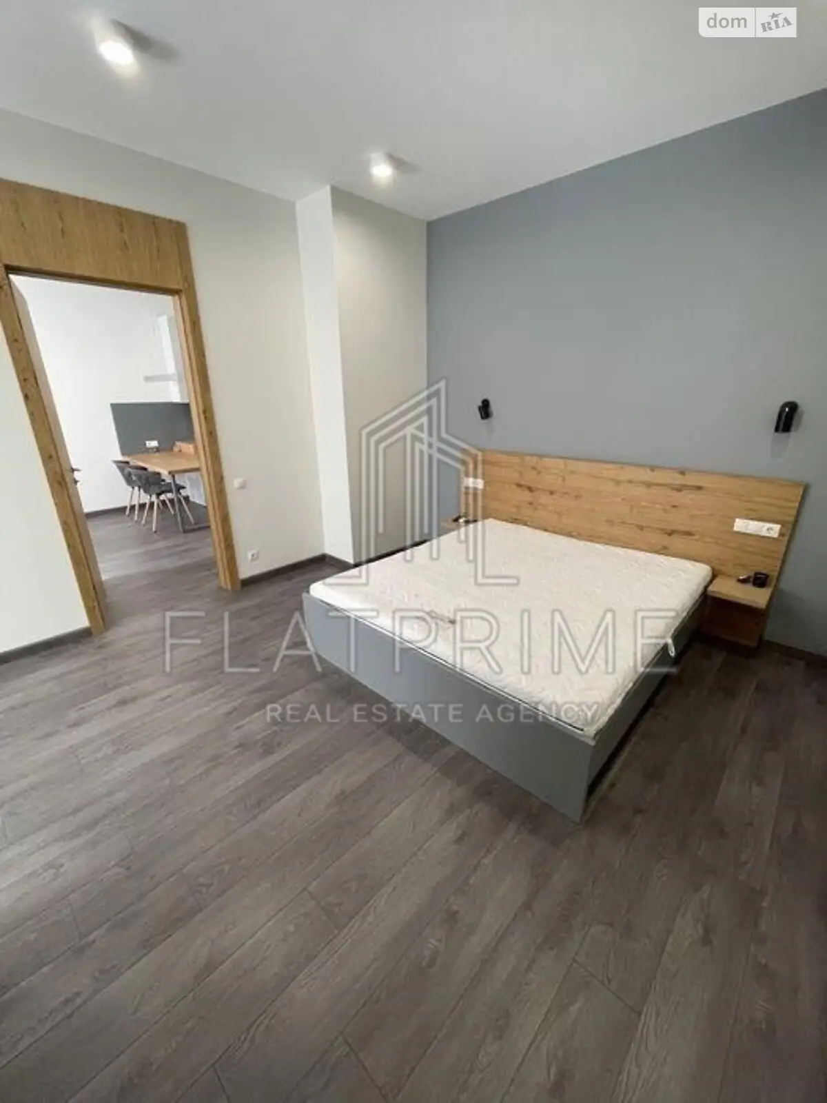 Продается 2-комнатная квартира 70 кв. м в Киеве, цена: 185000 $