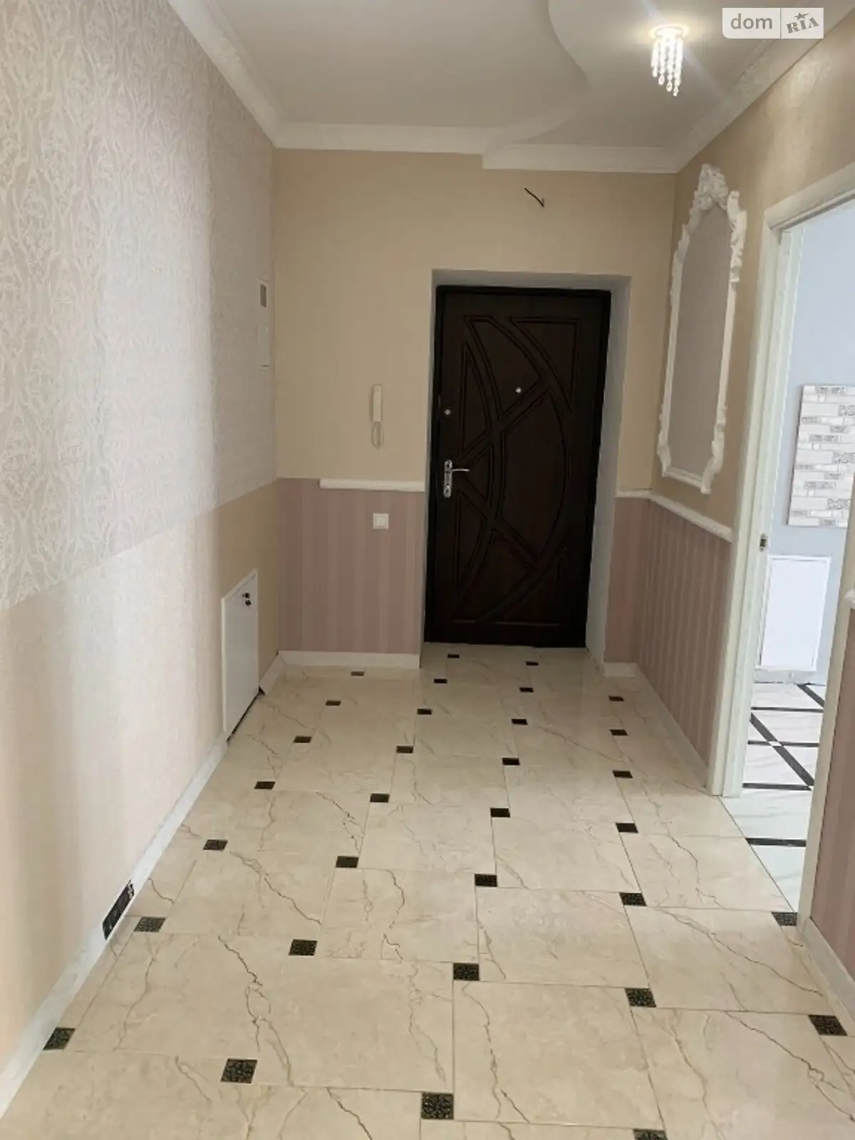 Продається 2-кімнатна квартира 82 кв. м у Хмельницькому - фото 1