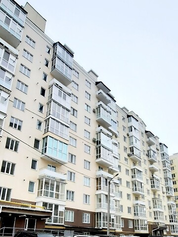 Продается 2-комнатная квартира 80 кв. м в Чернигове, ул. Стрелецкая