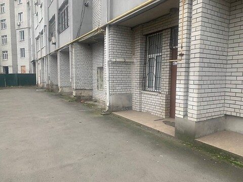 Продається об'єкт сфери послуг 88.6 кв. м в 12-поверховій будівлі, цена: 45000 $