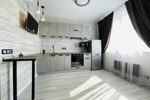 Продается 1-комнатная квартира 24 кв. м в Киеве, ул. Лучистая