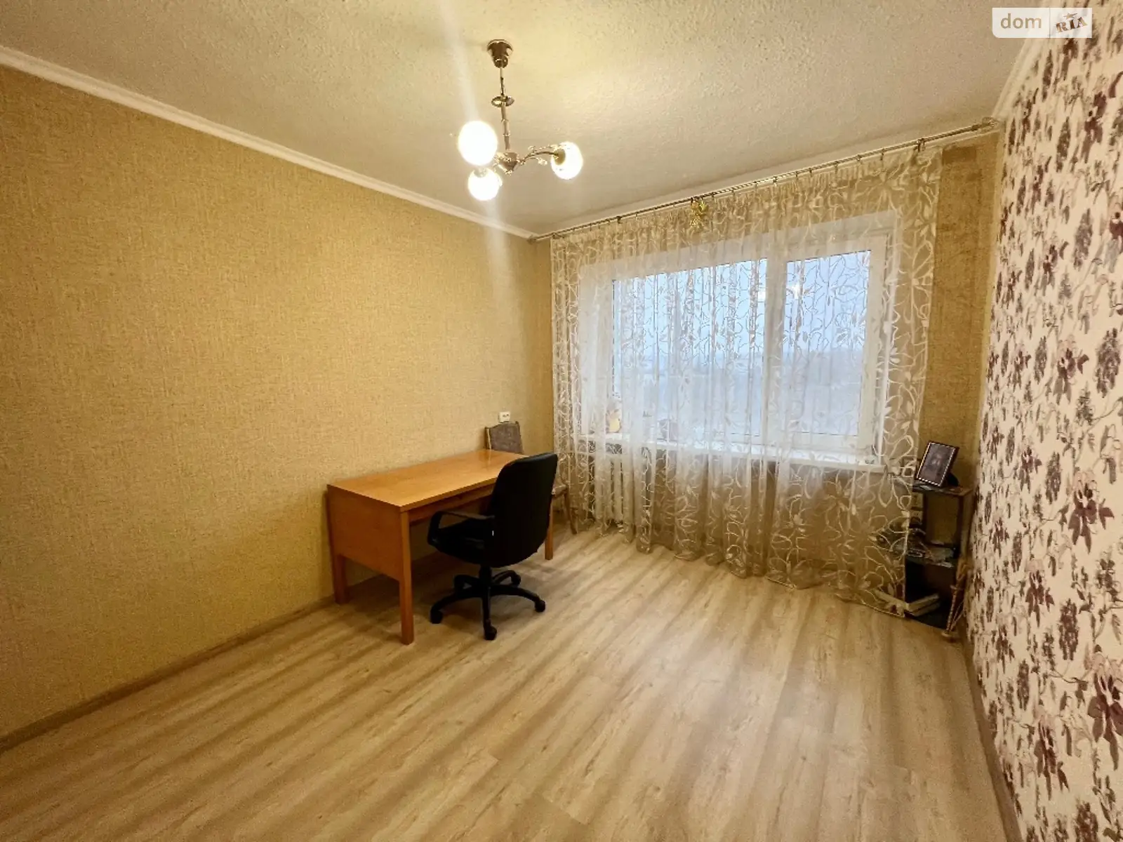 Продается 4-комнатная квартира 63.2 кв. м в Николаеве, ул. Генерала Алмазова(Генерала Карпенко) - фото 1
