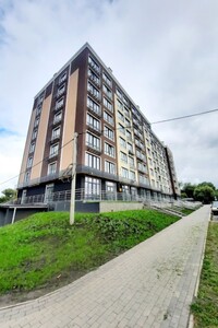 Продается 2-комнатная квартира 69 кв. м в Чернигове, ул. Гетьмана Полуботка