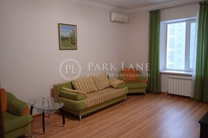 Продается 3-комнатная квартира 77 кв. м в Киеве, ул. Ирпенская