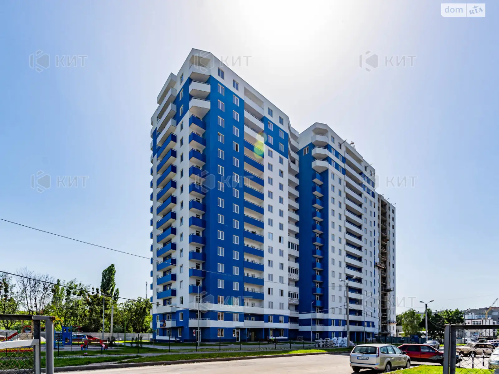 Продается 2-комнатная квартира 68 кв. м в Харькове, ул. Зерновая, 47