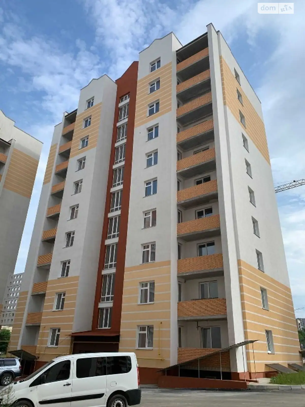 Продається 4-кімнатна квартира 99 кв. м у Хмельницькому, вул. Озерна