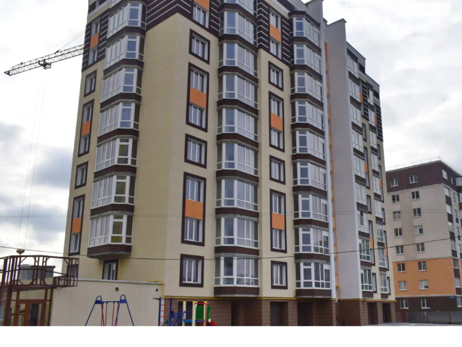 Продается 1-комнатная квартира 43 кв. м в Хмельницком, ул. Трудовая, 5/2Б