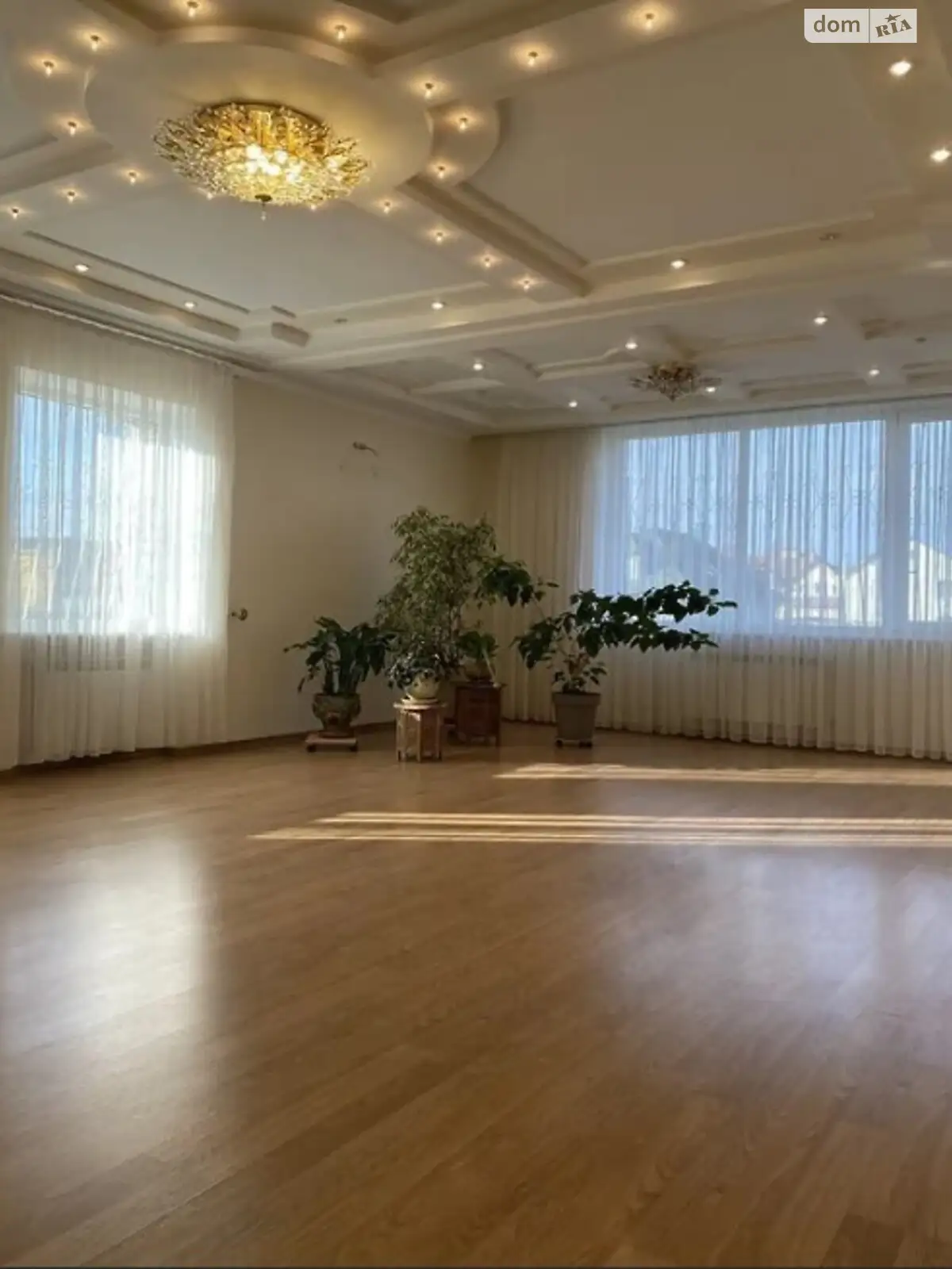 Продається 4-кімнатна квартира 162 кв. м у Хмельницькому, вул. Вишнева - фото 1