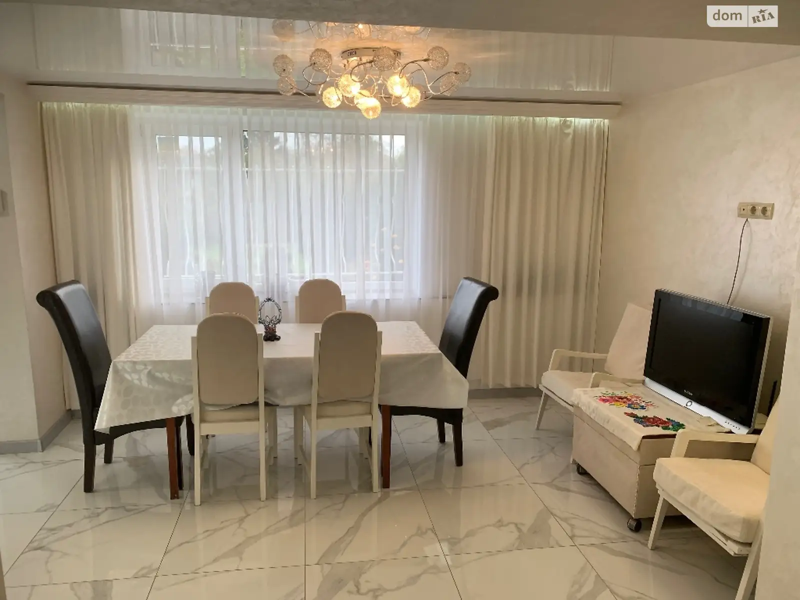 Продається одноповерховий будинок 170 кв. м з садом, цена: 150000 $ - фото 1