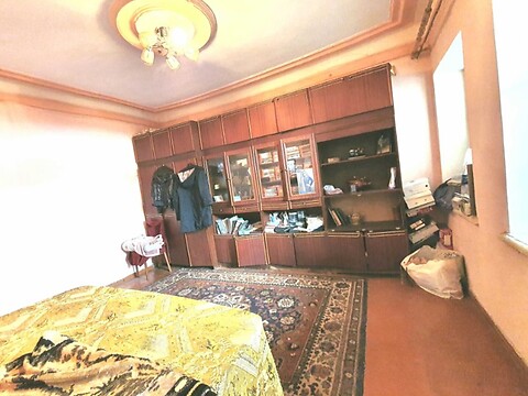 Продается 2-комнатная квартира 35 кв. м в Днепре, Красная, Троицкая ул.