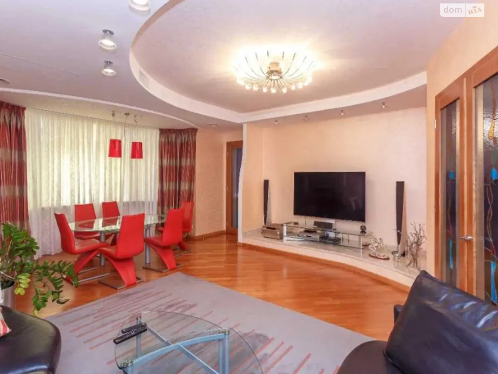Продается 4-комнатная квартира 186 кв. м в Киеве, ул. Панаса Мирного, 12 - фото 1
