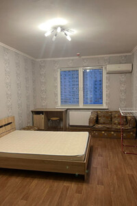 Сдается в аренду комната 90 кв. м в Киеве, цена: 3500 грн