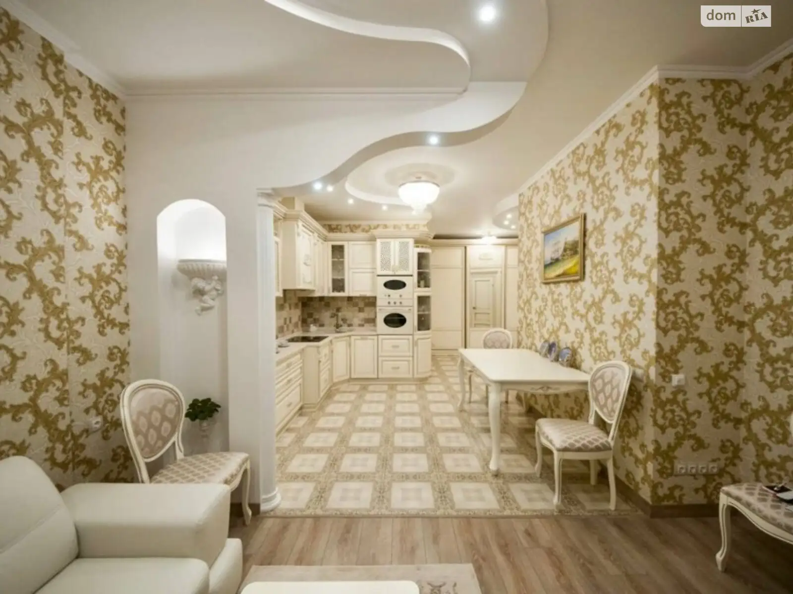 Продається 2-кімнатна квартира 58 кв. м у Одесі, вул. 13 станція Великого Фонтану