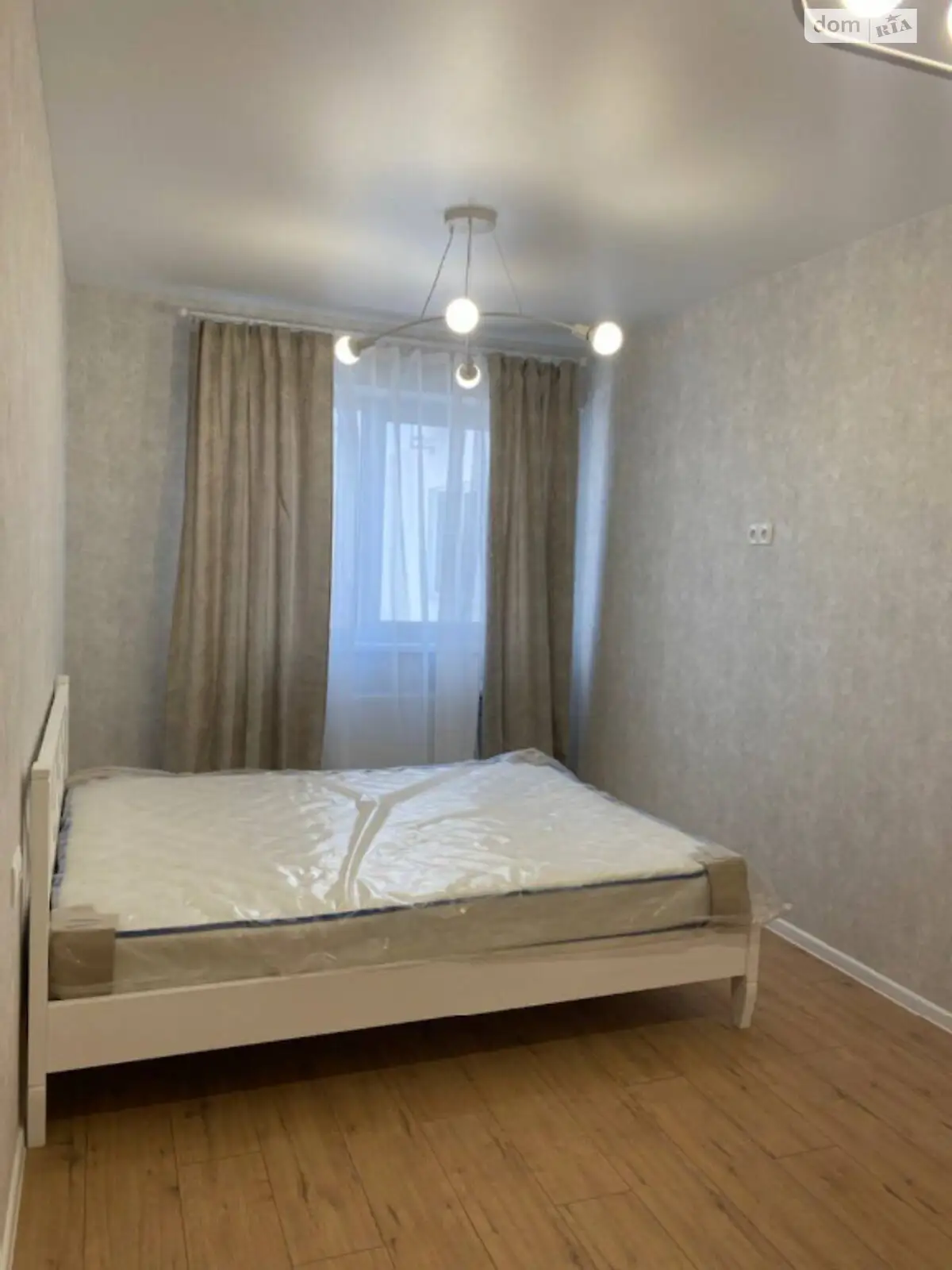 Продается 1-комнатная квартира 38 кв. м в Одессе, ул. Львовская, 15Б