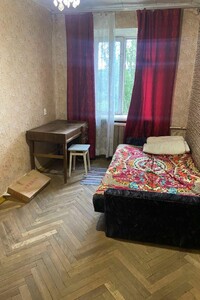 Сдается в аренду комната 70 кв. м в Киеве, цена: 2300 грн