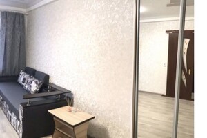 Продается 1-комнатная квартира 28 кв. м в Запорожье, ул. Патриотическая