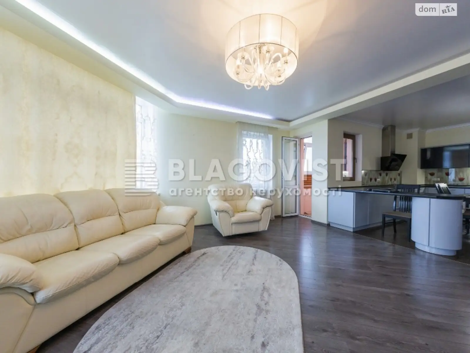 Продается 2-комнатная квартира 80 кв. м в Киеве, ул. Дегтяревская, 25А - фото 1