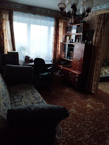 Продается 3-комнатная квартира 45 кв. м в Черняхове, цена: 13000 $