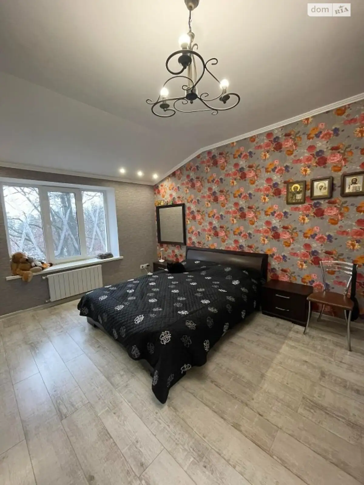 Продается 2-комнатная квартира 60 кв. м в Ирпене, ул. Николая Сингаевского(Новооскольская) - фото 1