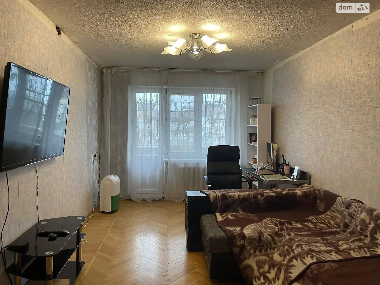 Продается 3-комнатная квартира 68 кв. м в Днепре, ул. Калиновая, 49