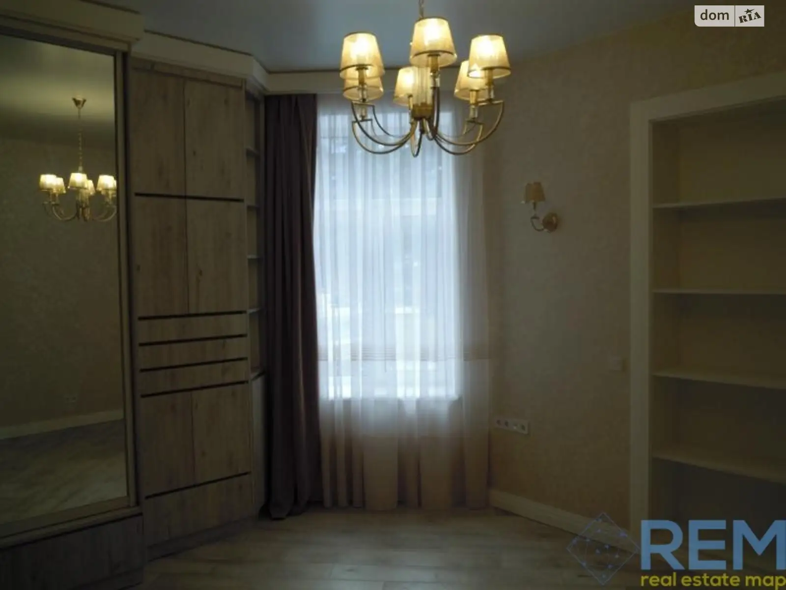 Продается 2-комнатная квартира 80 кв. м в Одессе, ул. Преображенская