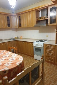 Сдается в аренду комната 42 кв. м в Киеве, цена: 8000 грн