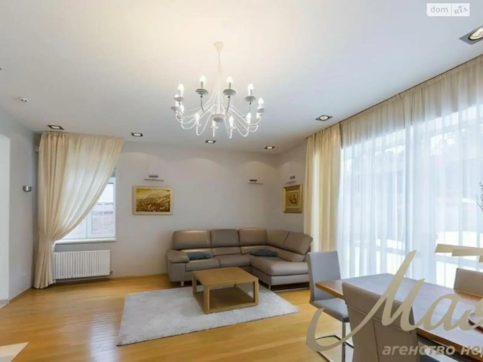 Сдается в аренду дом на 7 этажа 250 кв. м с камином, цена: 3000 $ - фото 1