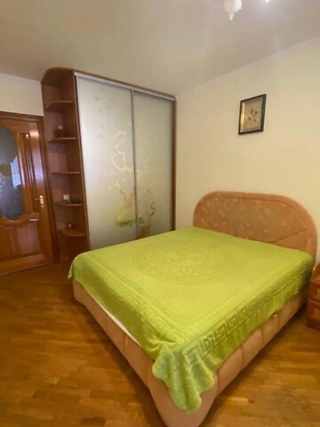 Сдается в аренду 2-комнатная квартира 68 кв. м в Тернополе, ул. Новый Свет