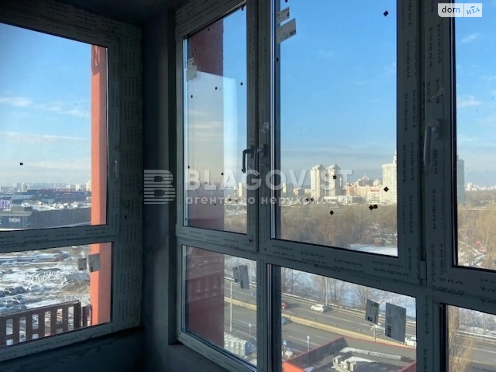 Продается 3-комнатная квартира 90 кв. м в Киеве, просп. Степана Бандеры, 32Д - фото 1