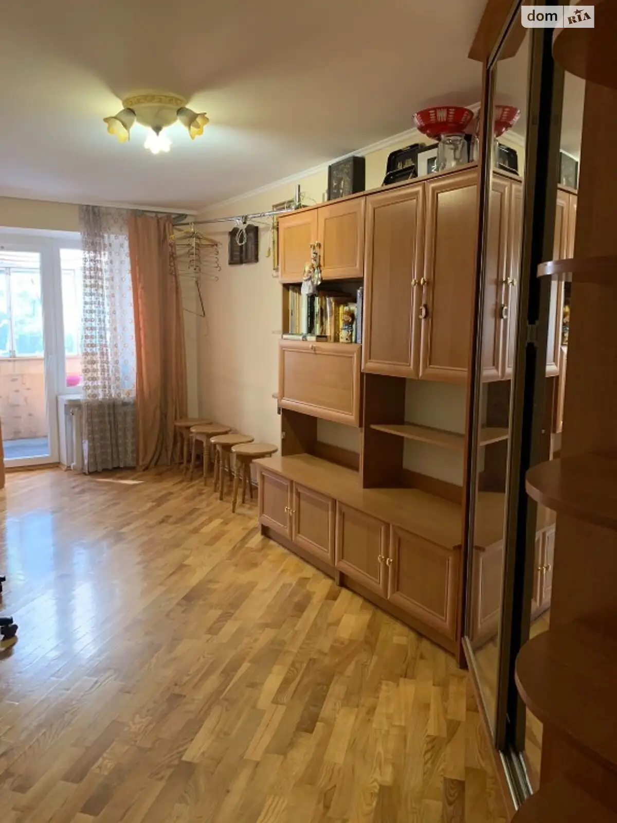 Продается 3-комнатная квартира 59 кв. м в Хмельницком, ул. Заречанская