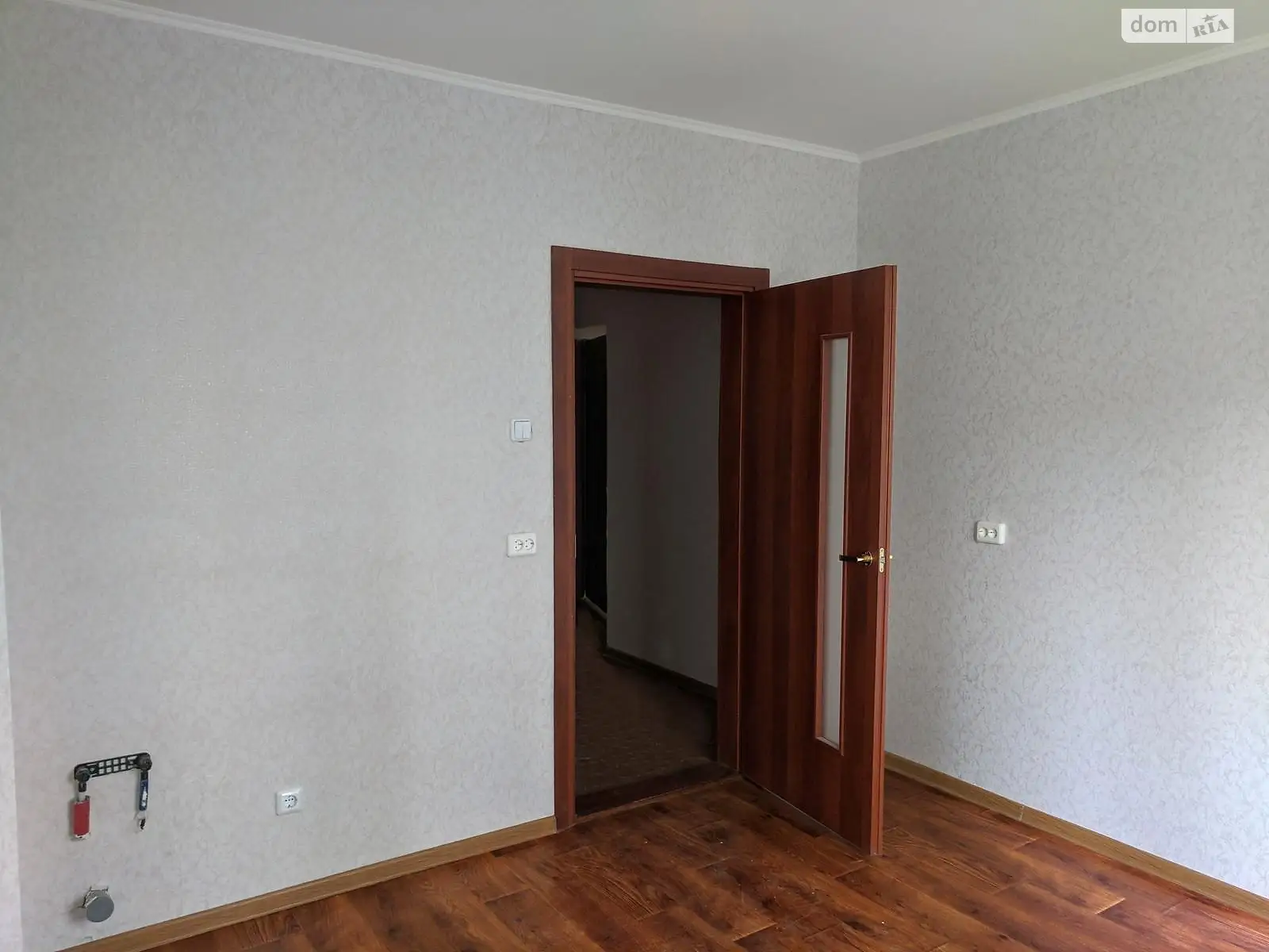 Продается 1-комнатная квартира 60 кв. м в Киеве, ул. Электротехническая, 43 - фото 1